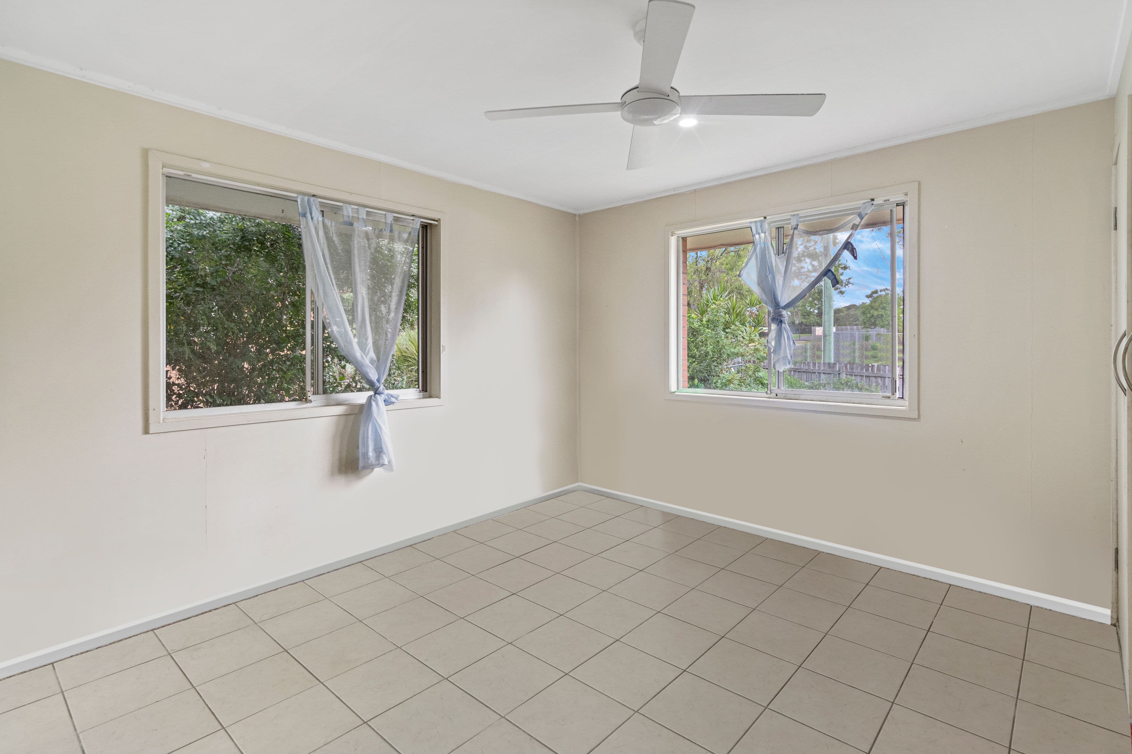 6 Burrigan Street, Woodridge QLD 4114, Woodridge - Thumbnail 5