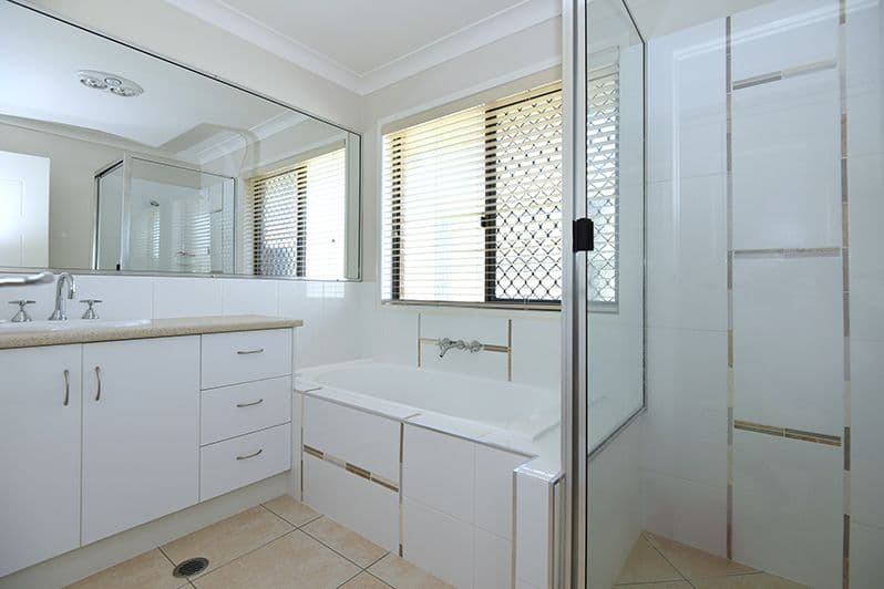 13 Plover Court, Highfields QLD 4352, Highfields - Thumbnail 5