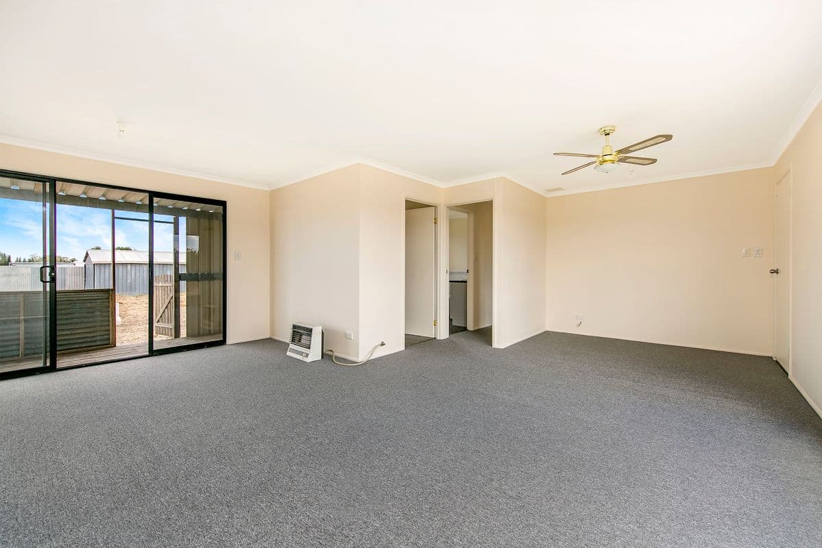 7 Chestnut Lane, Two Wells SA 5501, Two Wells - Thumbnail 4