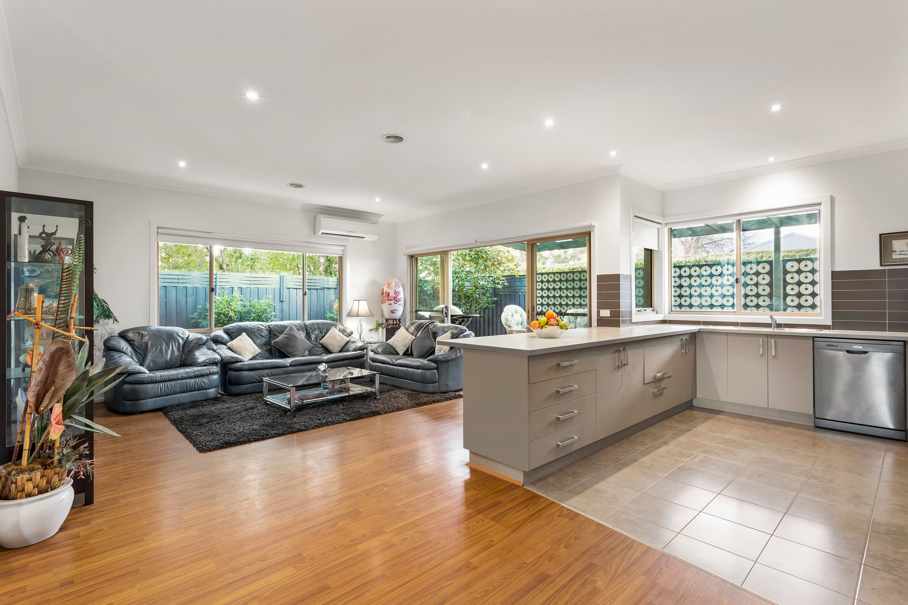120 Harley Street North, Knoxfield VIC 3180, Knoxfield - Thumbnail 2