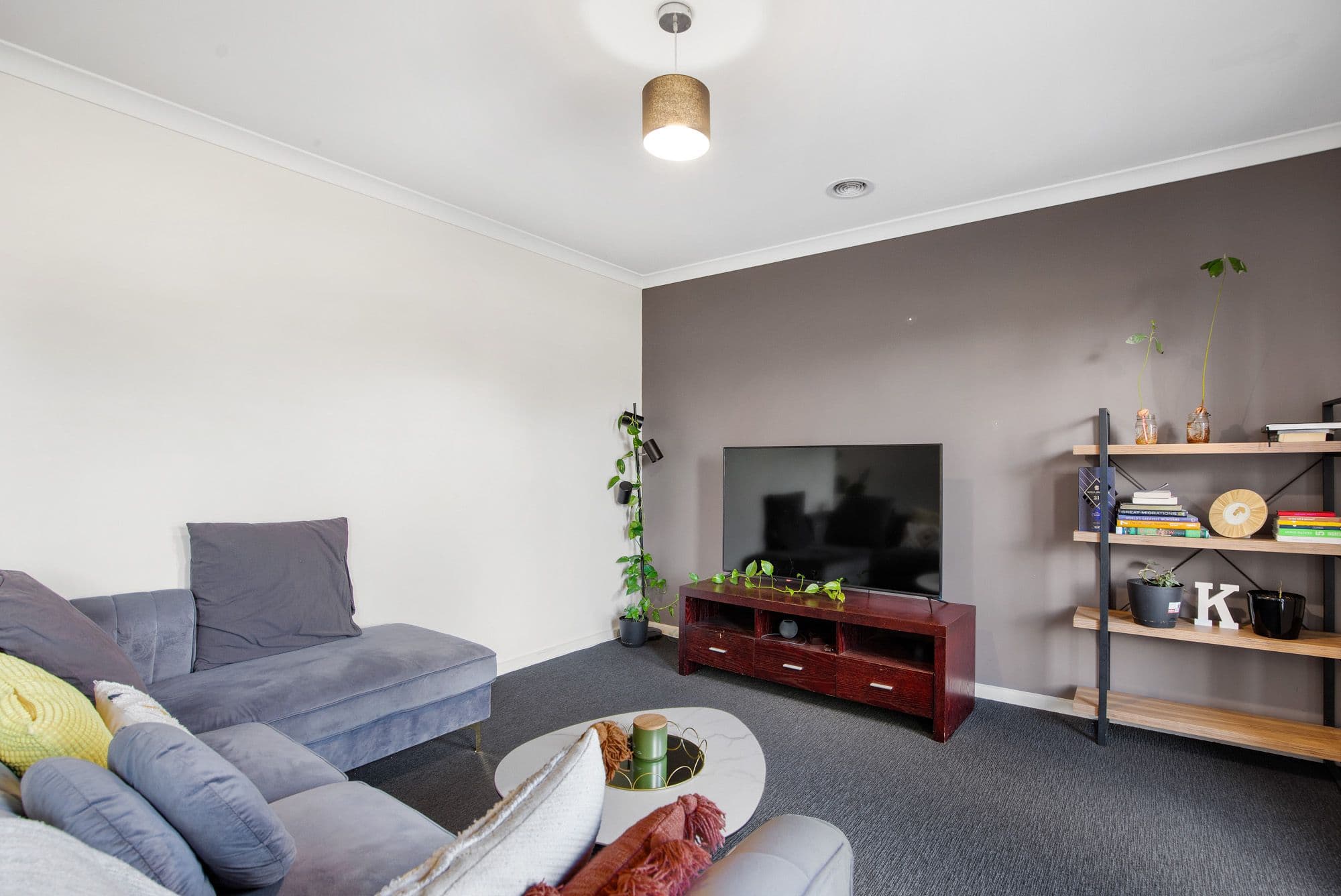 95 Swamphen Drive, Williams Landing VIC 3027, Williams Landing - Thumbnail 2
