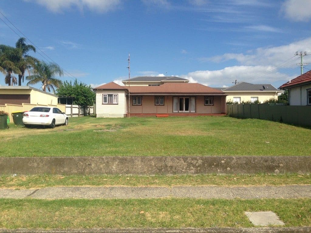 208 Shellharbour Road, Warilla - Image 1