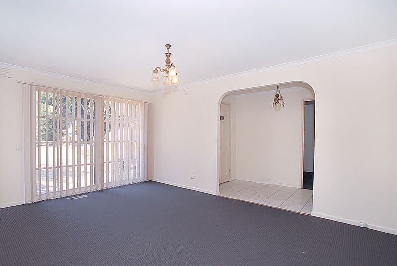 25 Robert Molyneux Avenue, ENDEAVOUR HILLS VIC 3802, Endeavour Hills - Thumbnail 5