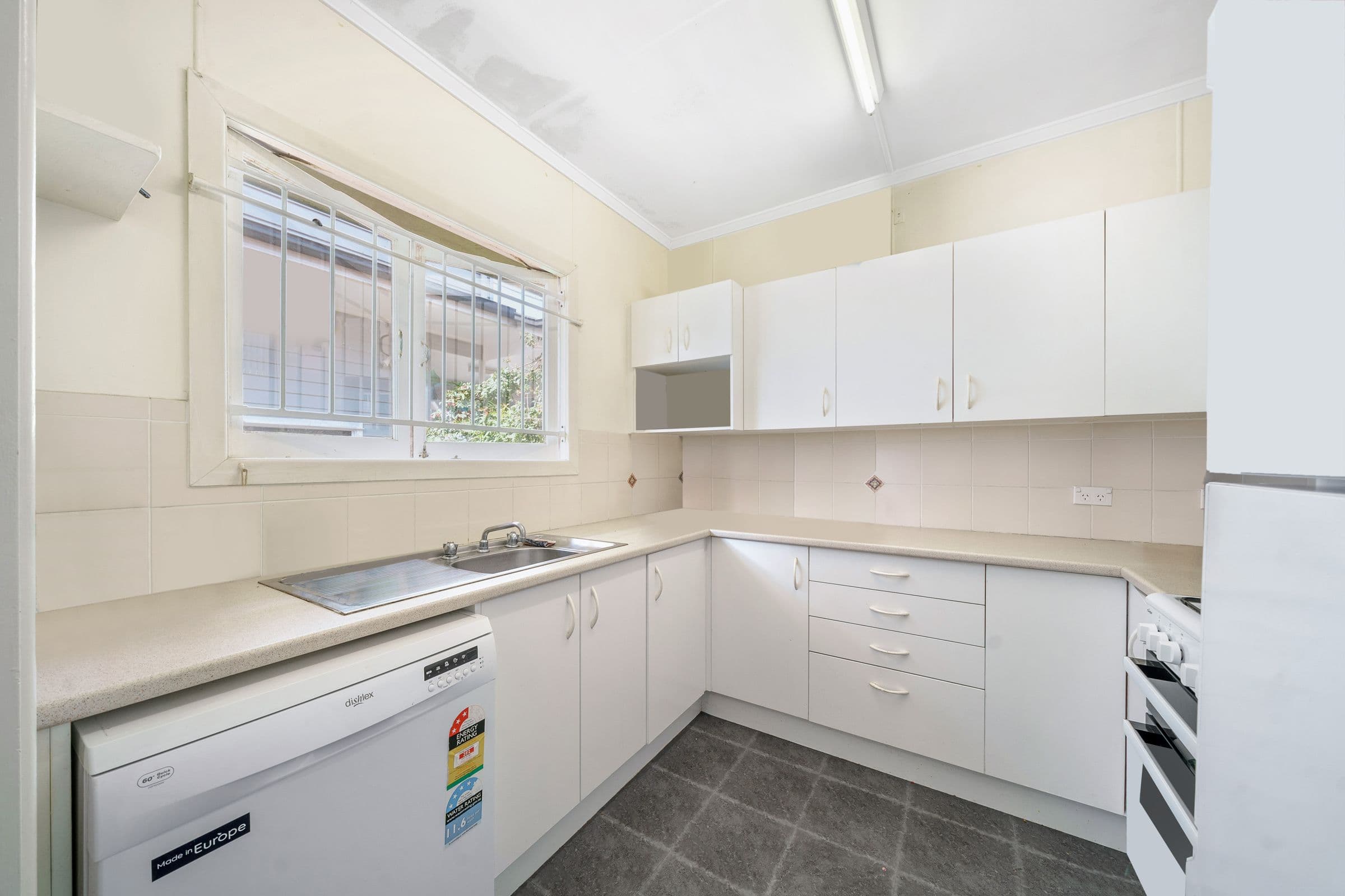 59 Corowa Street, Wavell Heights QLD 4012, Wavell Heights - Thumbnail 5