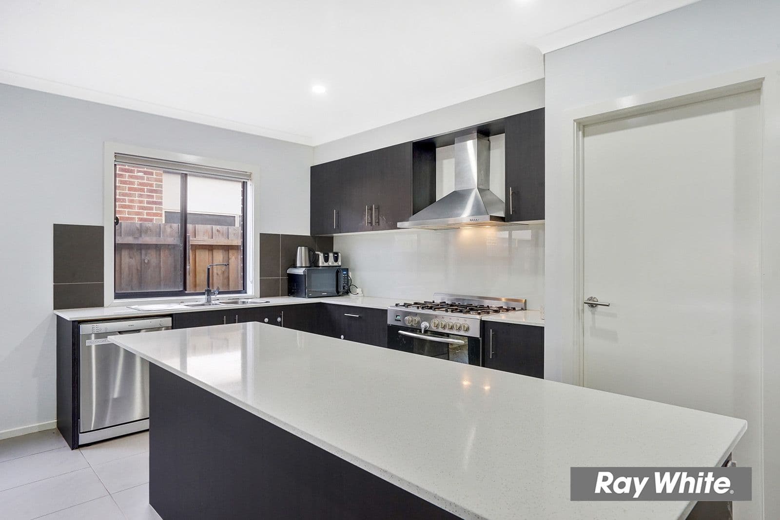 30 Wootten Road, Tarneit VIC 3029, Tarneit - Thumbnail 7