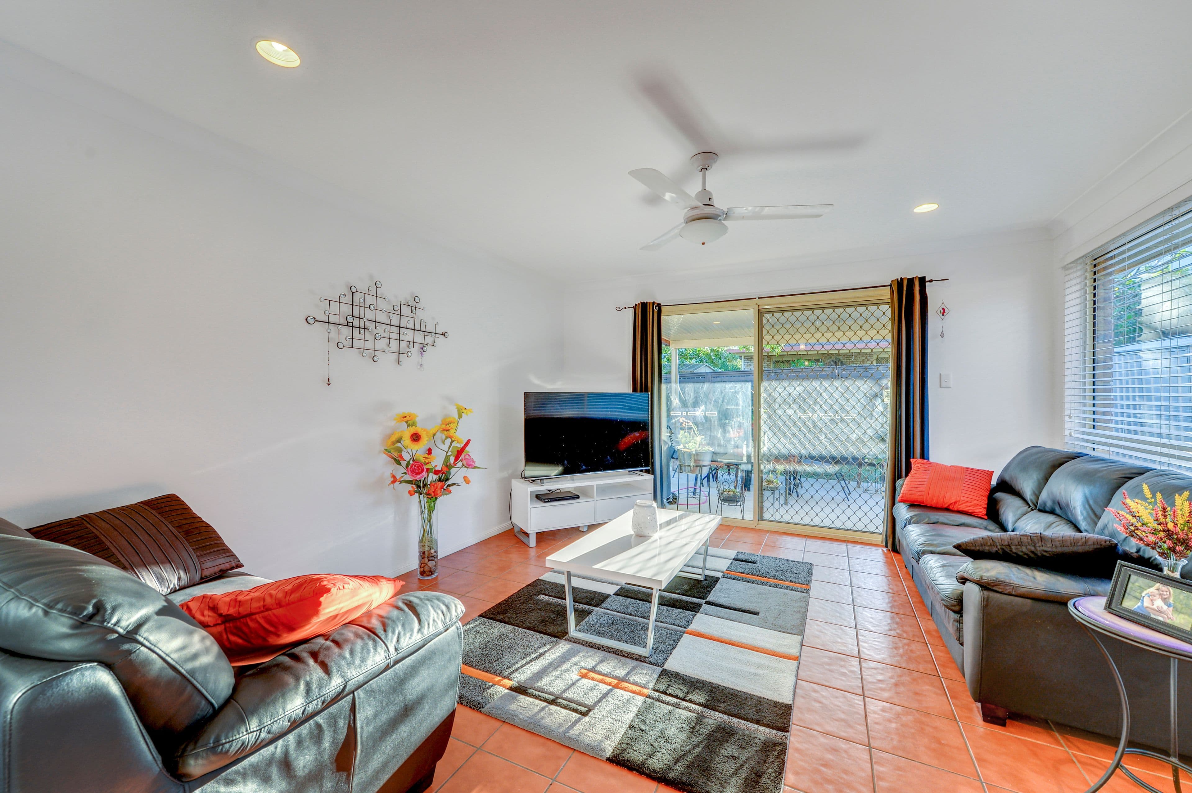 42 Bishop Street, Forest Lake QLD 4078, Forest Lake - Thumbnail 2