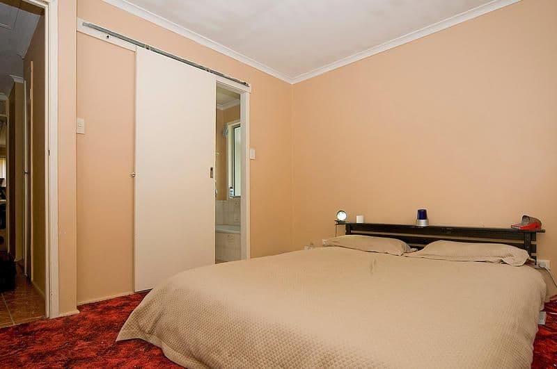 38 Kent Hughes Road, Eltham, Eltham - Thumbnail 4