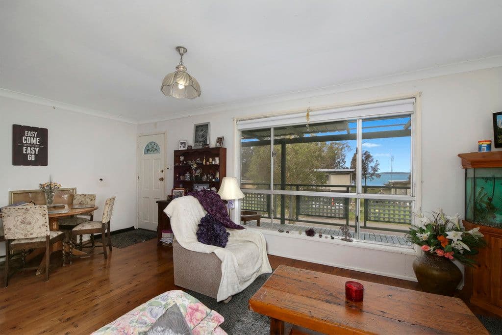 6 The Peninsula, Killarney Vale NSW 2261, Killarney Vale - Thumbnail 4