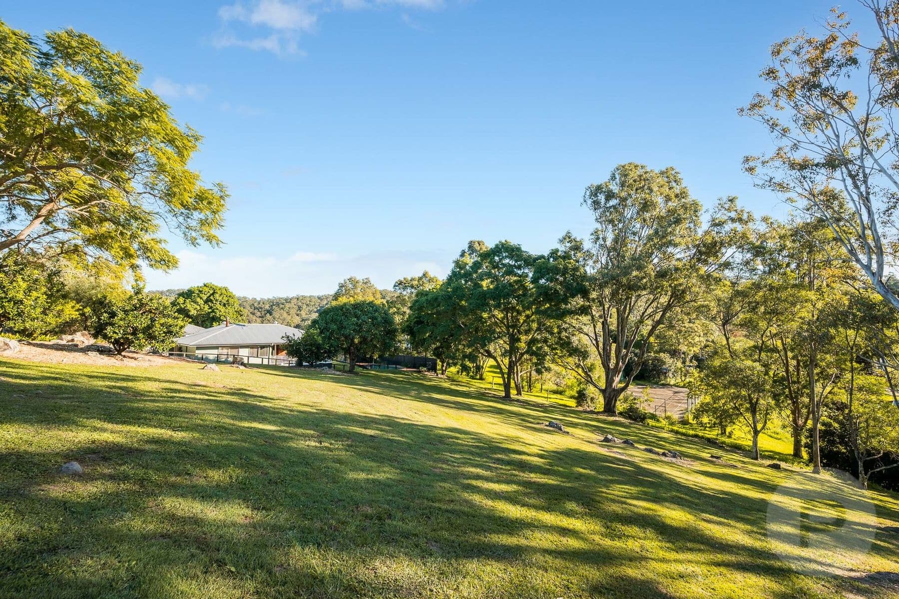 48 Hillside Pl, Hillside Pl - Thumbnail 3