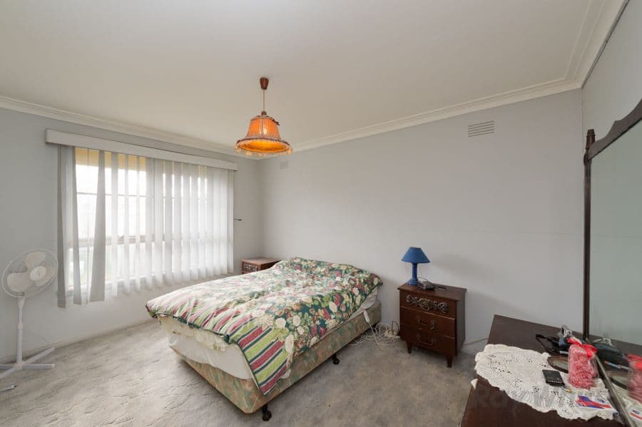 43 Wilson Road, MELTON SOUTH VIC 3338, Melton South - Thumbnail 5