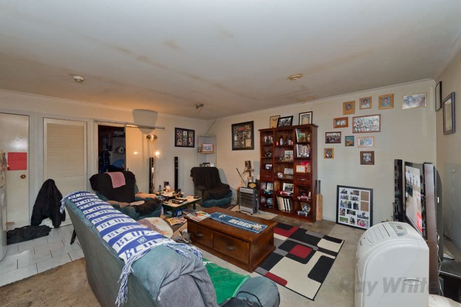 43 Wilson Road, MELTON SOUTH VIC 3338, Melton South - Thumbnail 7