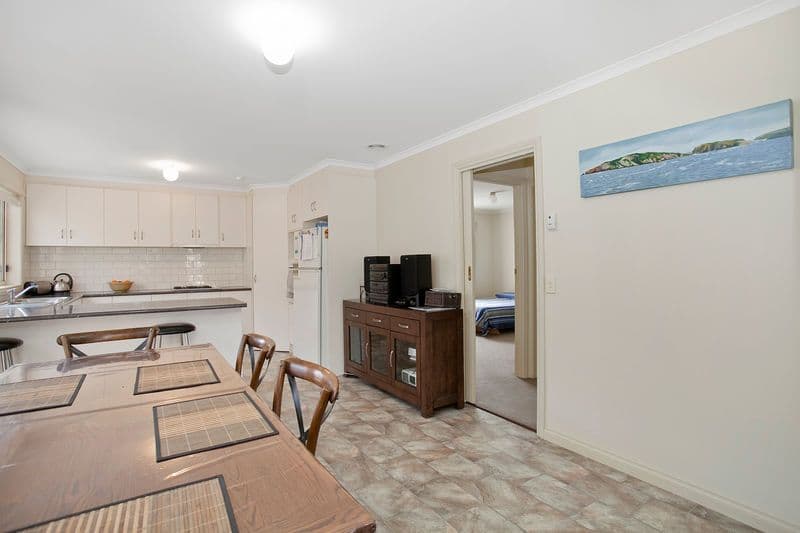 32 Toal Drive, WARRNAMBOOL VIC 3280, Warrnambool - Thumbnail 4