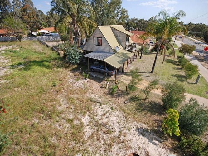144 Chittering Road, BULLSBROOK WA 6084, Bullsbrook - Thumbnail 2