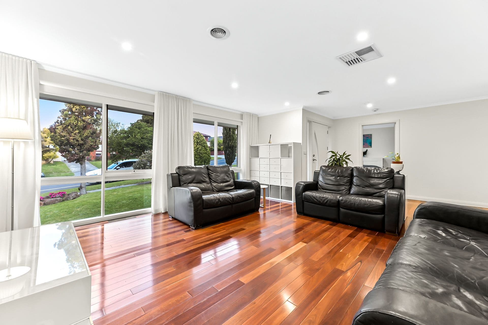 25 Haverbrack Drive, Mulgrave VIC 3170, Mulgrave - Thumbnail 3