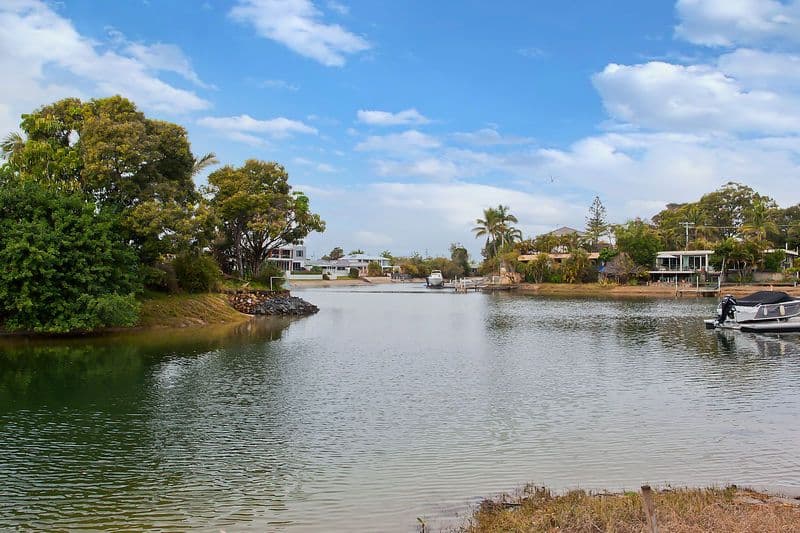 24 Pearl Key, BROADBEACH WATERS QLD 4218, Broadbeach Waters - Thumbnail 2