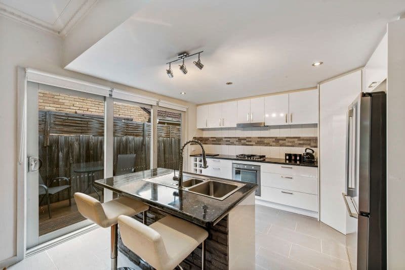 14 Cherylnne Crescent, Kilsyth VIC 3137, Kilsyth - Thumbnail 2