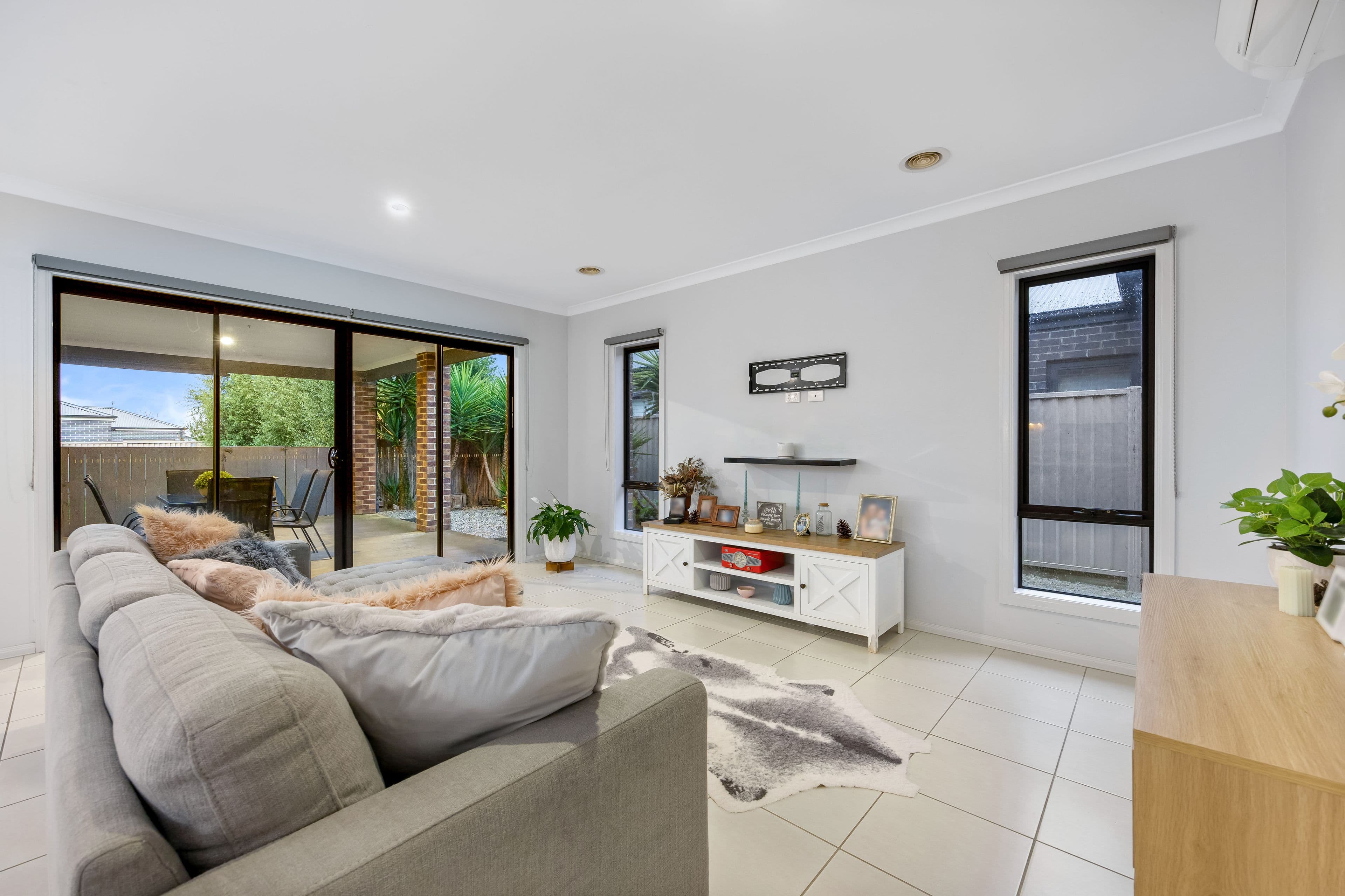 12 Carrum Street, Alfredton VIC 3350, Alfredton - Thumbnail 5