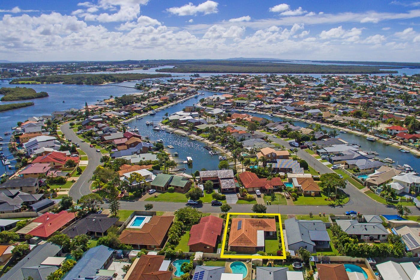 34 Tradewinds Avenue, Paradise Point QLD 4216, Paradise Point - Image 1