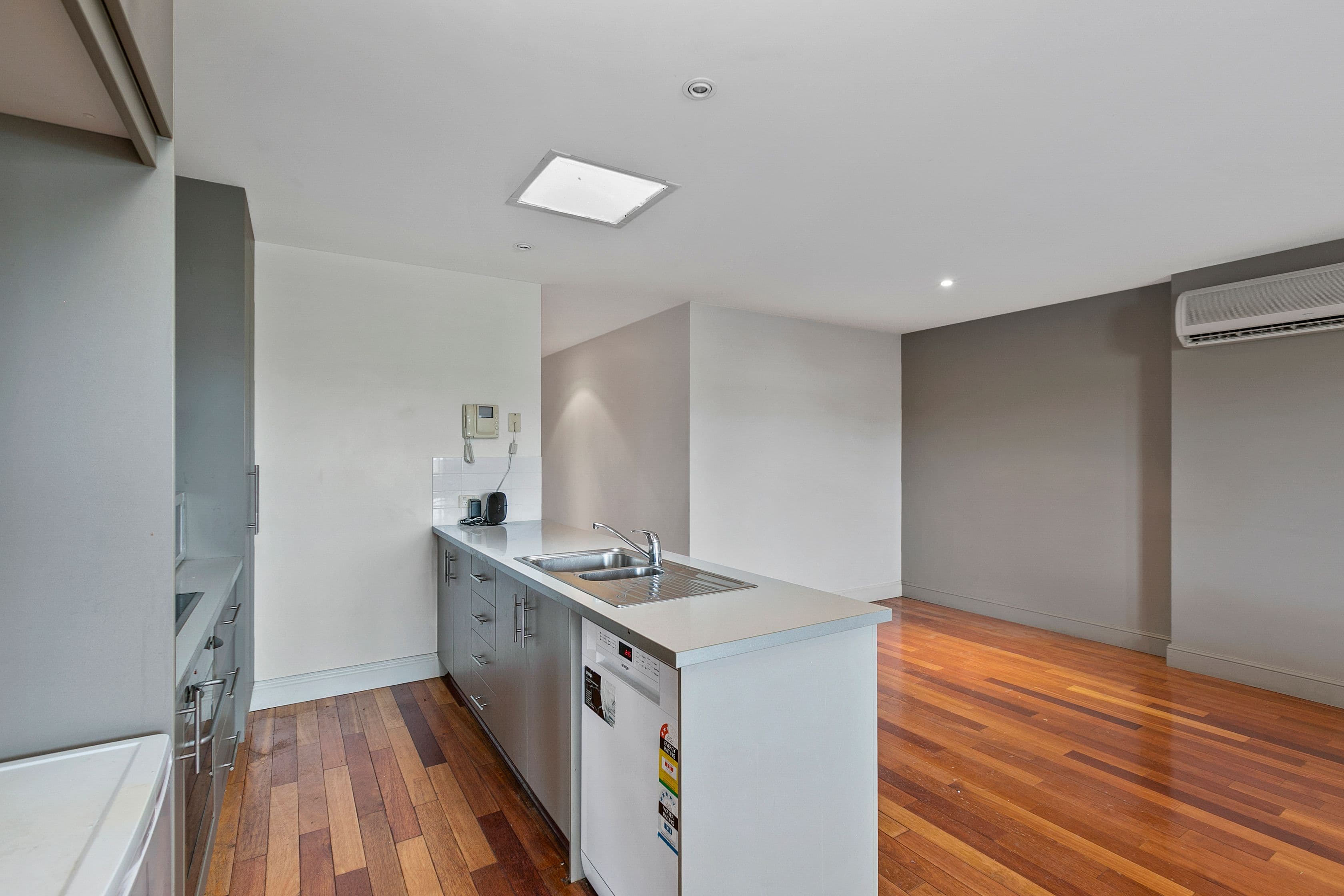 32 Pegg Road, Rocklea QLD 4106, Rocklea - Thumbnail 4