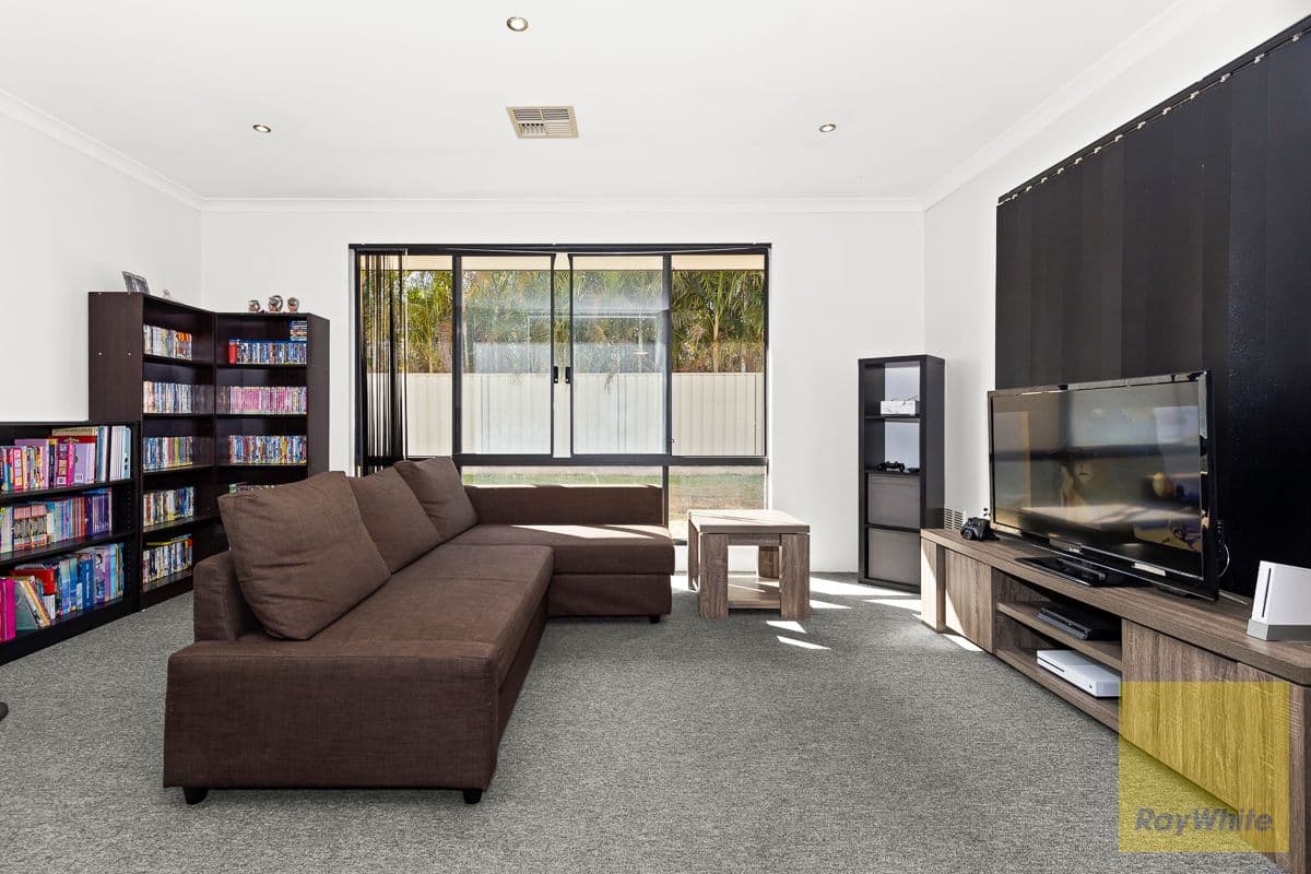 7 Burnett Street, Wattle Grove WA 6107, Wattle Grove - Thumbnail 8