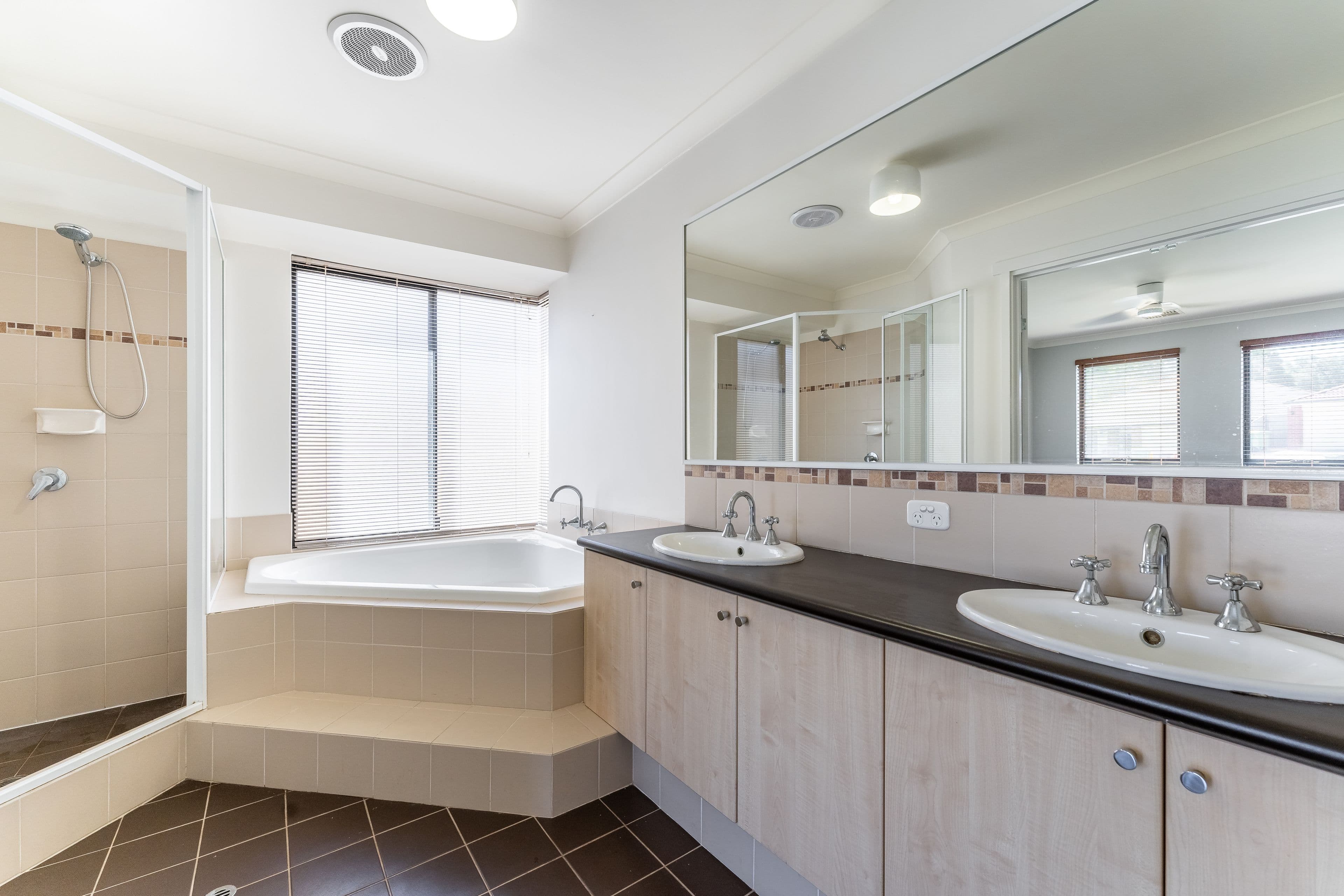 4 Renmark Court, Baldivis WA 6171, Baldivis - Thumbnail 8