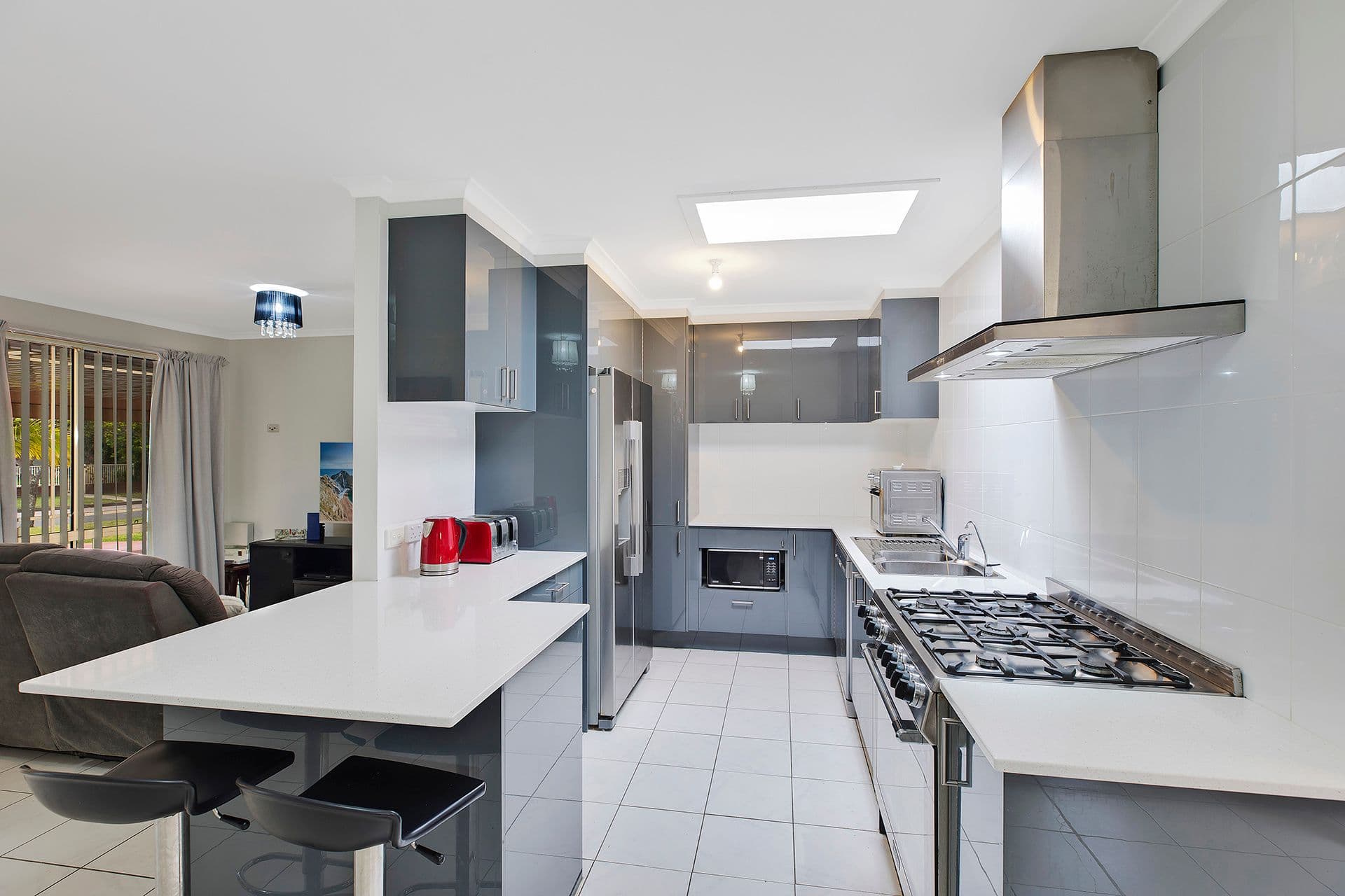 34 Castlereagh Crescent, Bateau Bay NSW 2261, Bateau Bay - Thumbnail 2