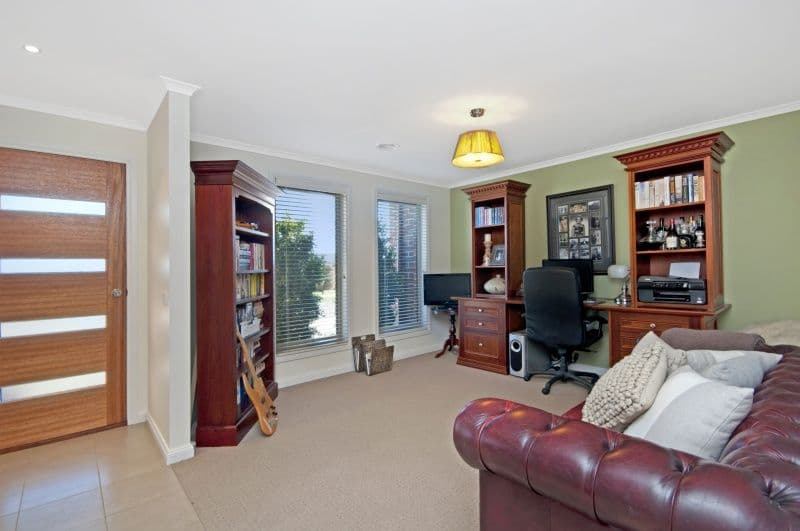 2 Hakea Court, WARRNAMBOOL VIC 3280, Warrnambool - Thumbnail 2