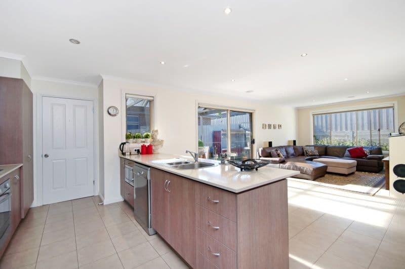 2 Hakea Court, WARRNAMBOOL VIC 3280, Warrnambool - Thumbnail 7