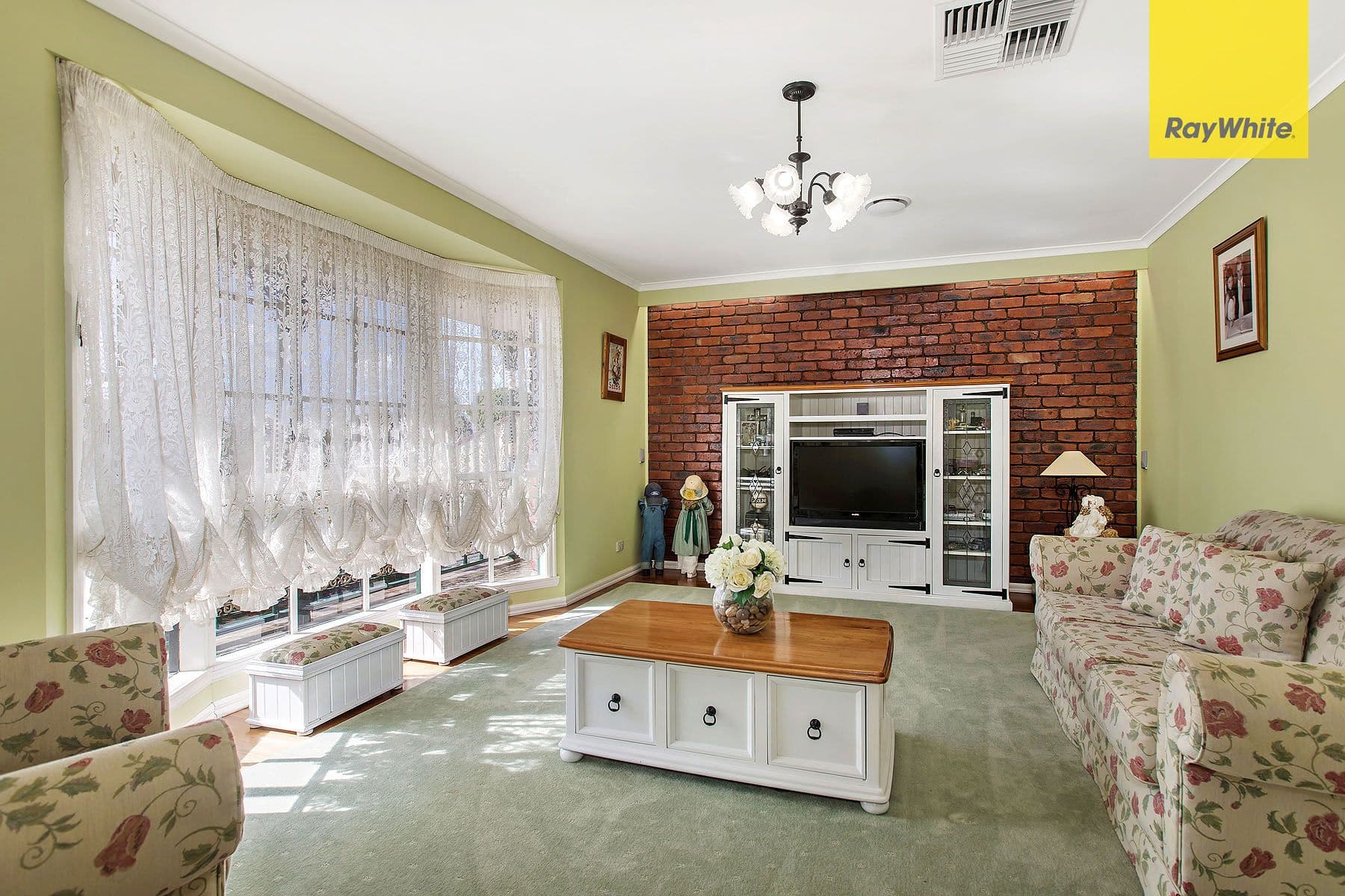 67 Harcourt Avenue, St Albans VIC 3021, St Albans - Thumbnail 2