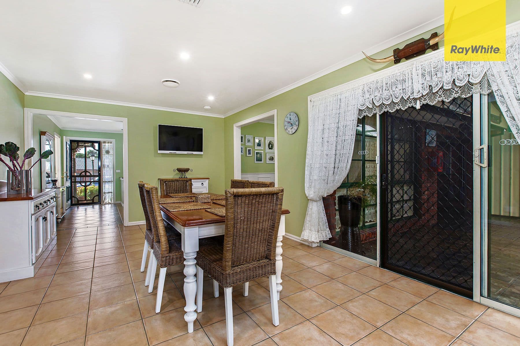 67 Harcourt Avenue, St Albans VIC 3021, St Albans - Thumbnail 3