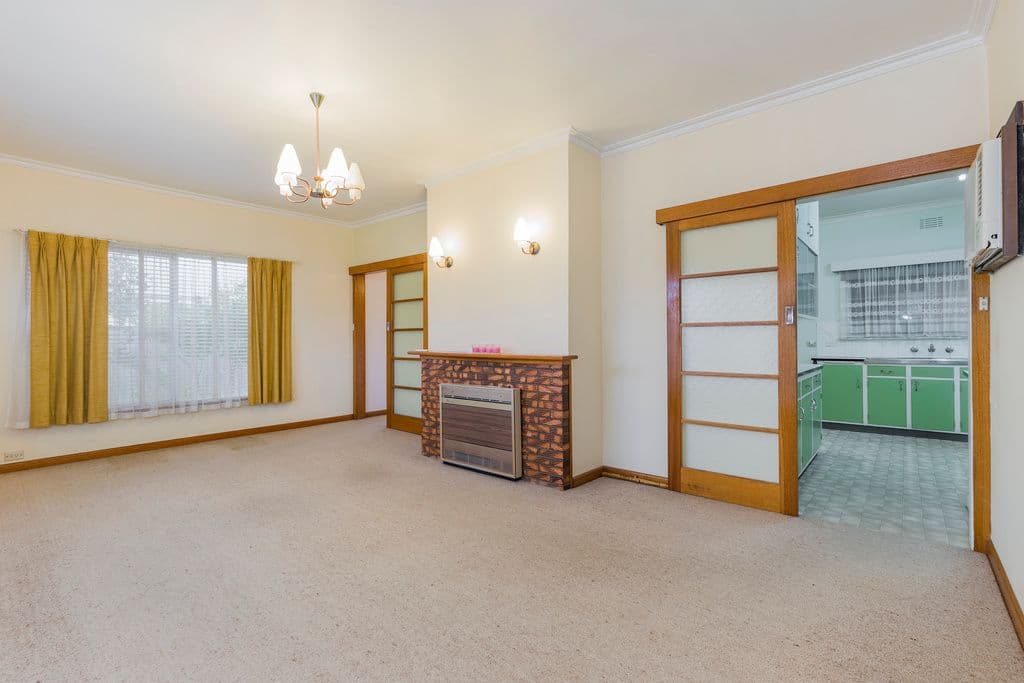 38 Powlett Street, Sunbury - Thumbnail 3