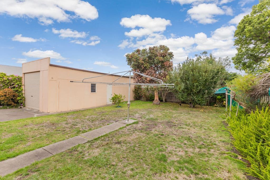 38 Powlett Street, Sunbury - Thumbnail 8