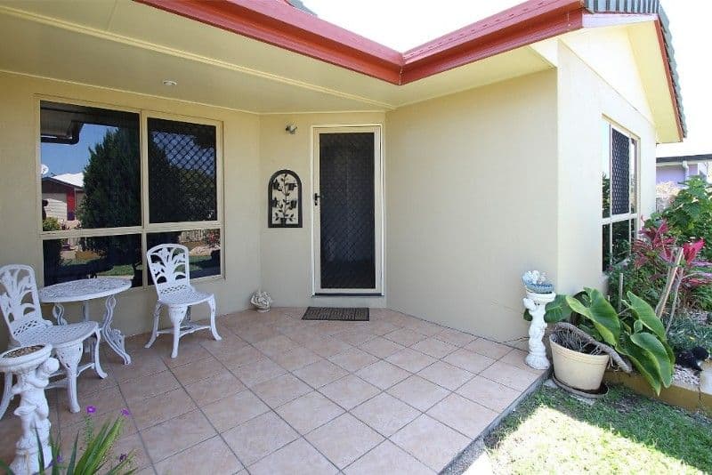 18 Victor Avenue, GLENELLA QLD 4740, Glenella - Thumbnail 2