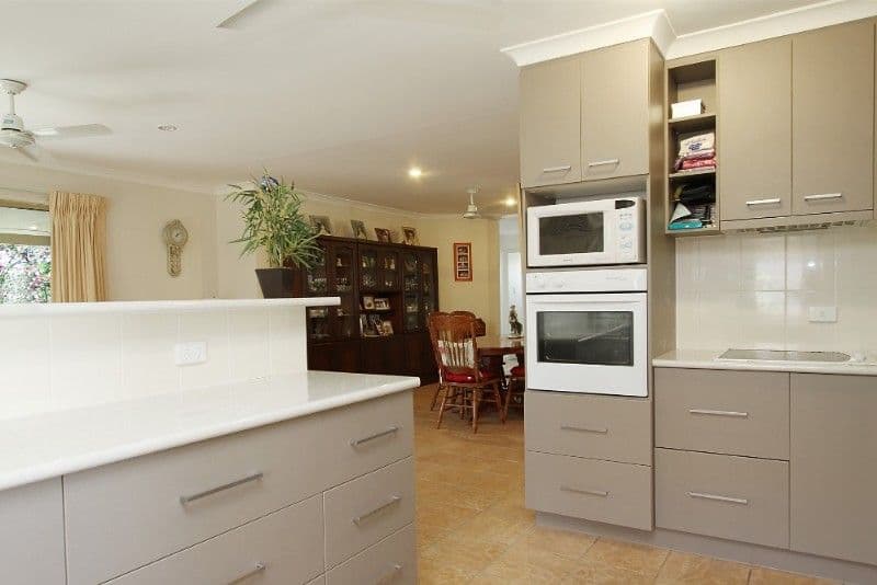 18 Victor Avenue, GLENELLA QLD 4740, Glenella - Thumbnail 6