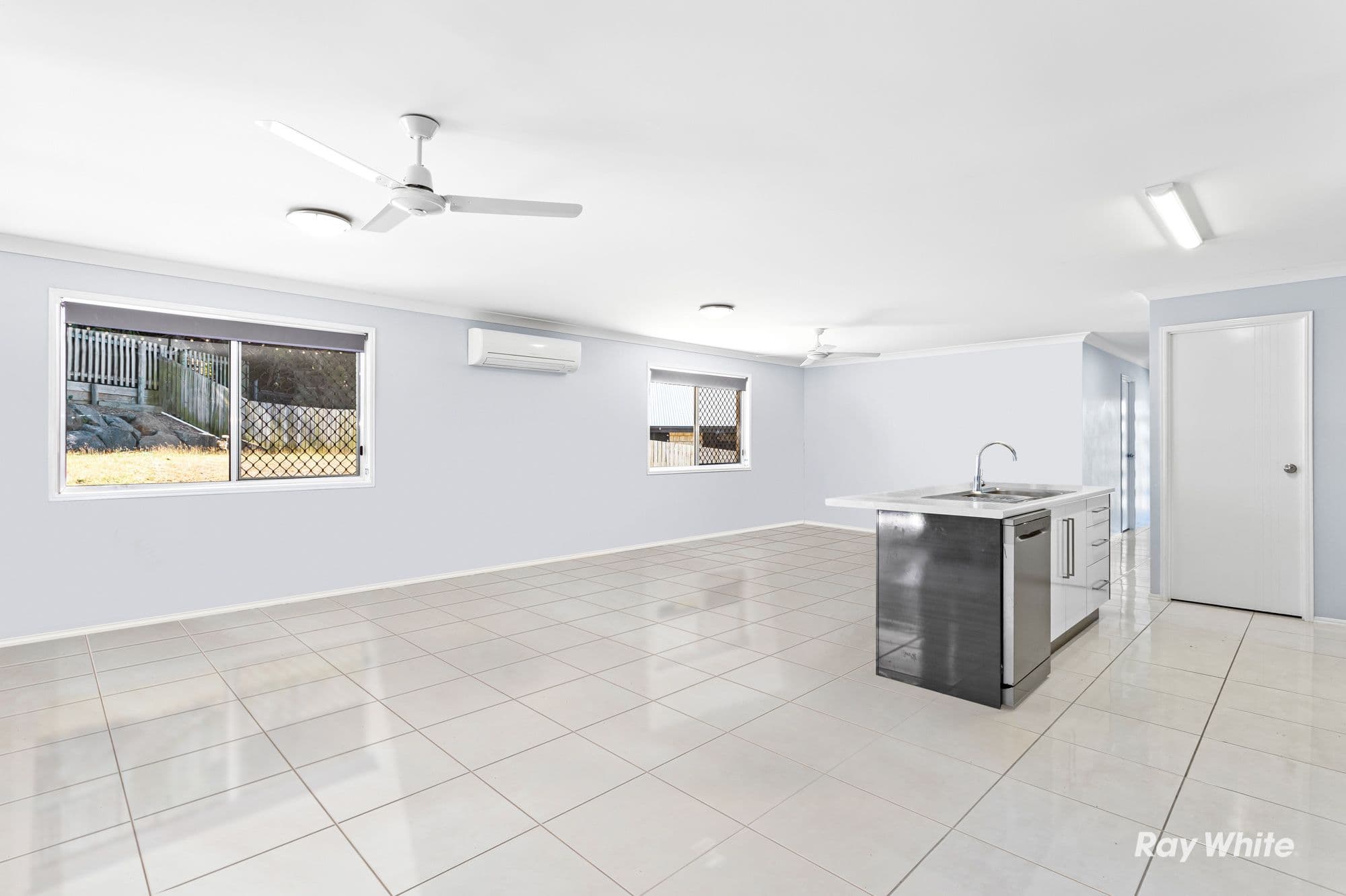 6 Carmel Court, Lammermoor QLD 4703, Lammermoor - Thumbnail 6