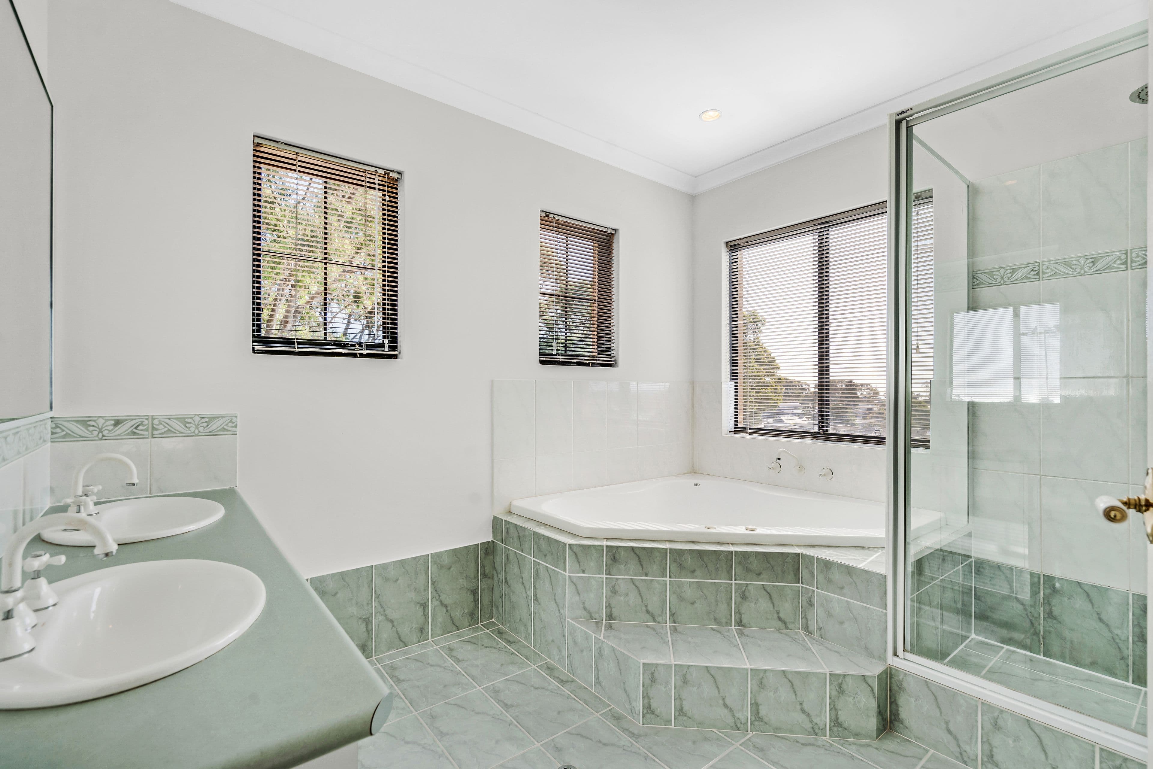 38 Madora Beach Road, Madora Bay WA 6210, Madora Bay - Thumbnail 7