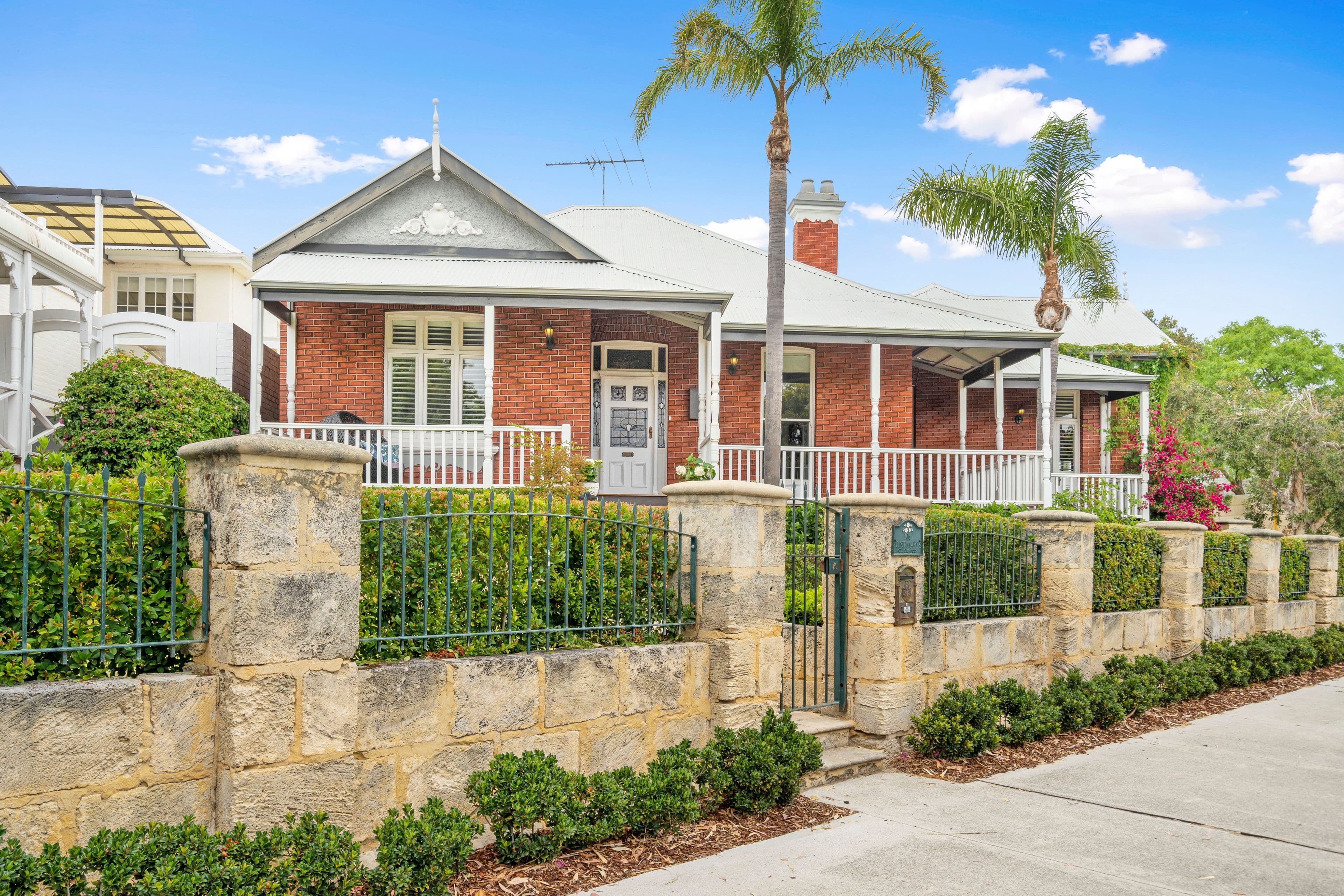 40 Mann Street, Cottesloe WA 6011, Cottesloe - Image 1