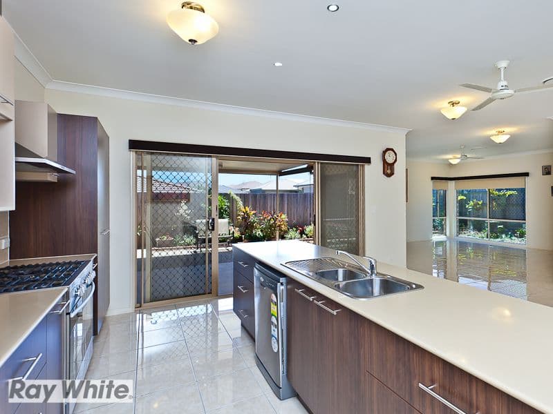 28 Menara Circuit, NORTH LAKES QLD 4509, North Lakes - Thumbnail 3