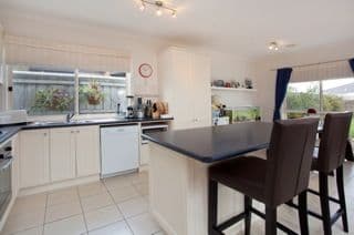 24 Mount Arthur Avenue, Rosebud VIC 3939, Rosebud - Thumbnail 2
