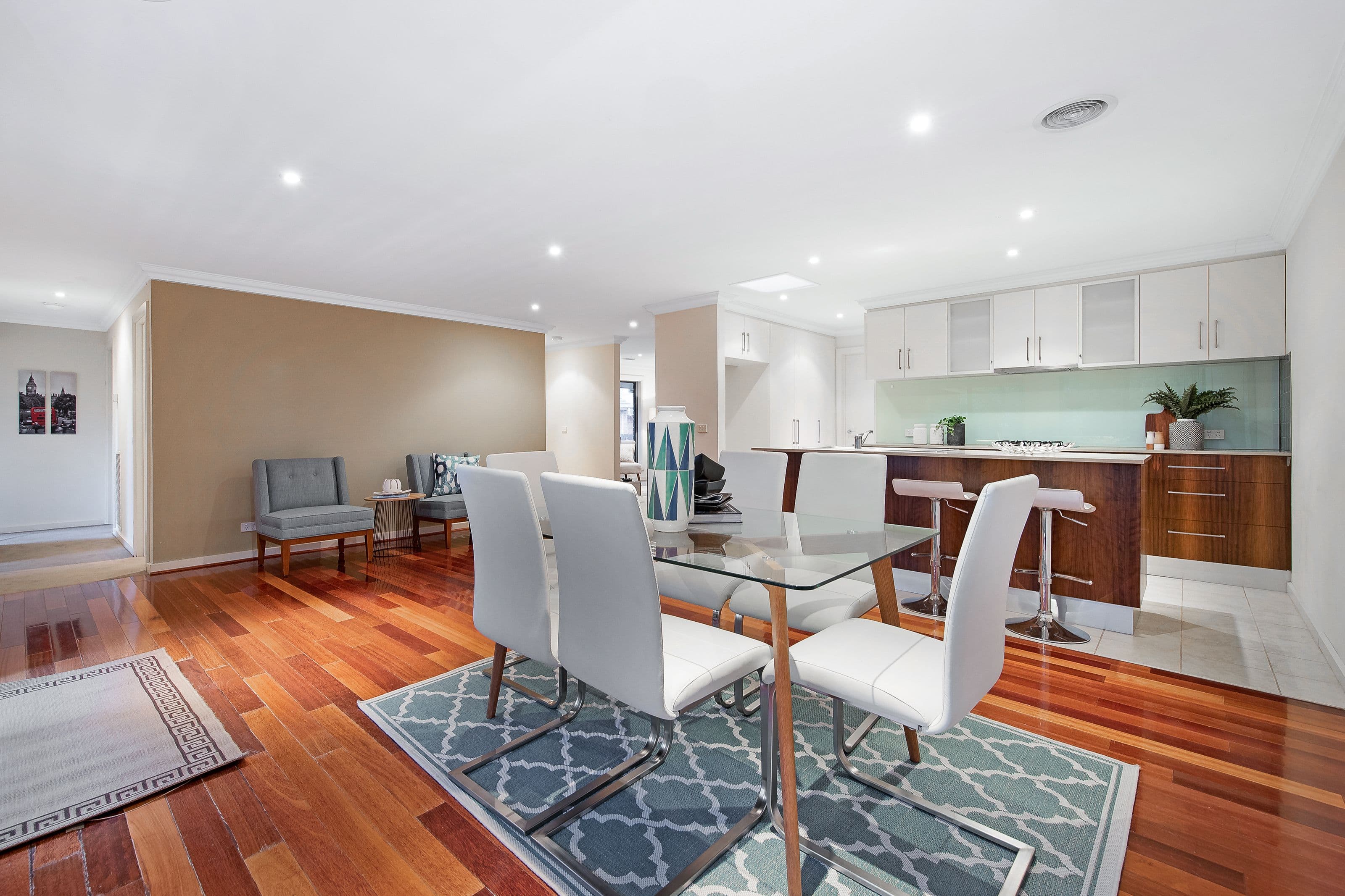 9 Melaleuca Drive, Glen Waverley VIC 3150, Glen Waverley - Thumbnail 3