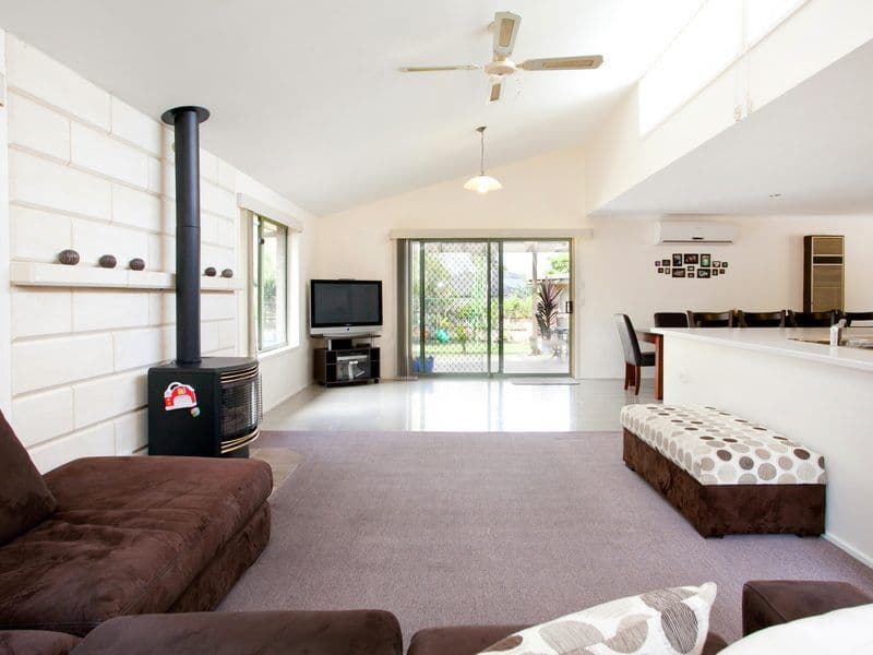 19 Wakool Avenue, ROSEBUD VIC 3939, Rosebud - Thumbnail 3