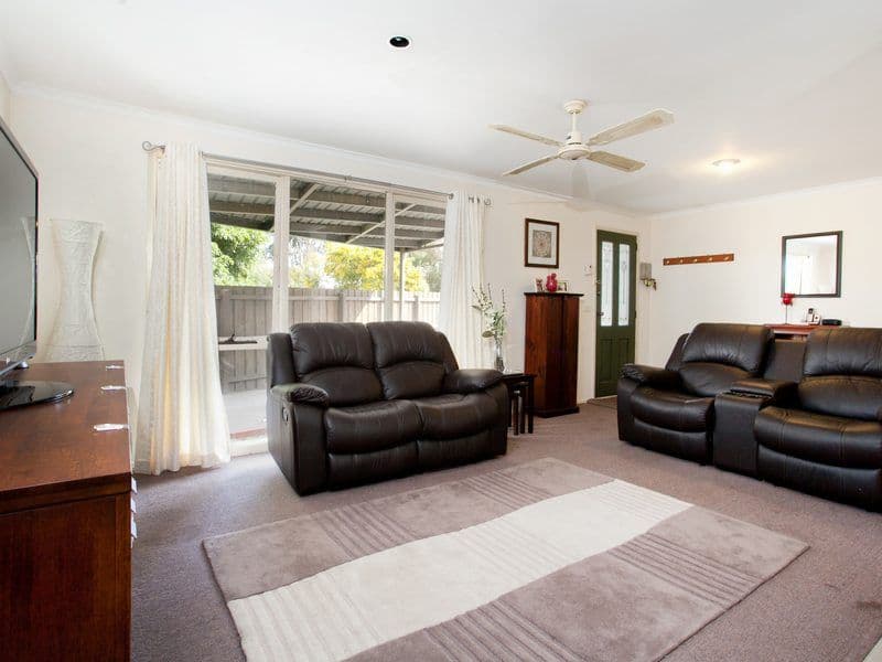 19 Wakool Avenue, ROSEBUD VIC 3939, Rosebud - Thumbnail 4