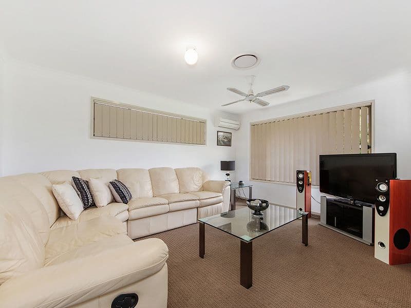 26 Oberon Way, Oxenford QLD 4210, Oxenford - Thumbnail 5