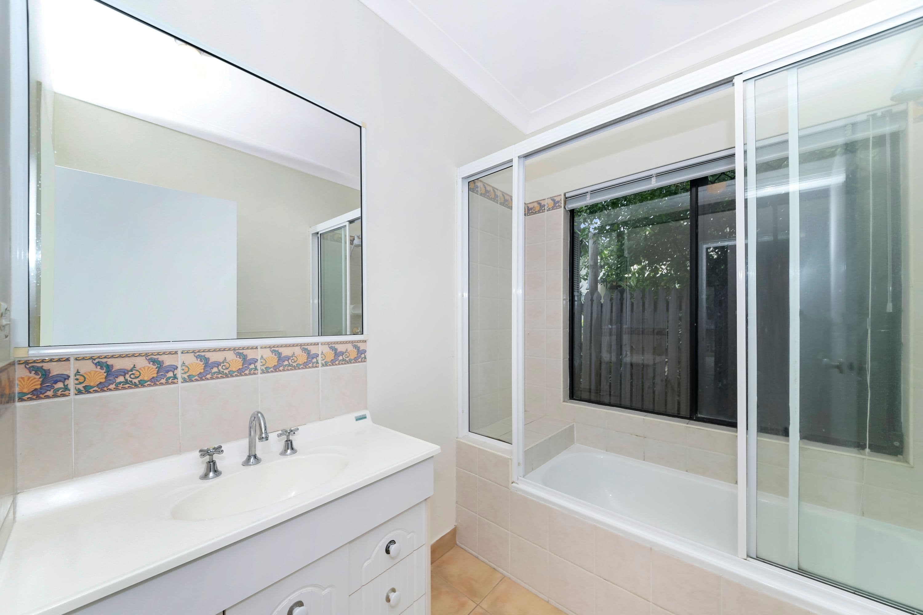 17 Alpina Place, Kirwan QLD 4817, Kirwan - Thumbnail 8