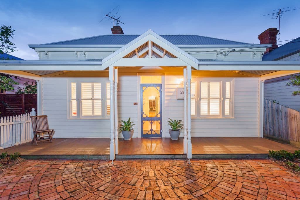 28a Lawton Avenue, GEELONG WEST VIC 3218, Geelong West - Thumbnail 2