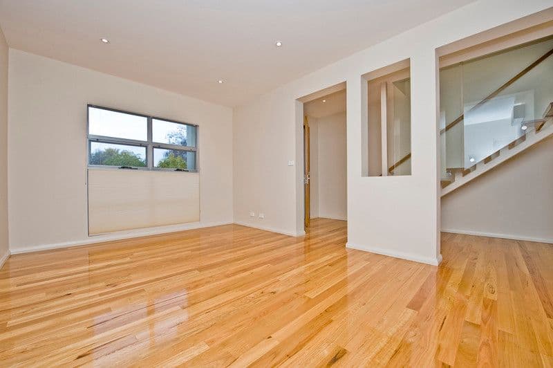 36 Strzelecki Crescent, NARRABUNDAH ACT 2604, Narrabundah - Thumbnail 5