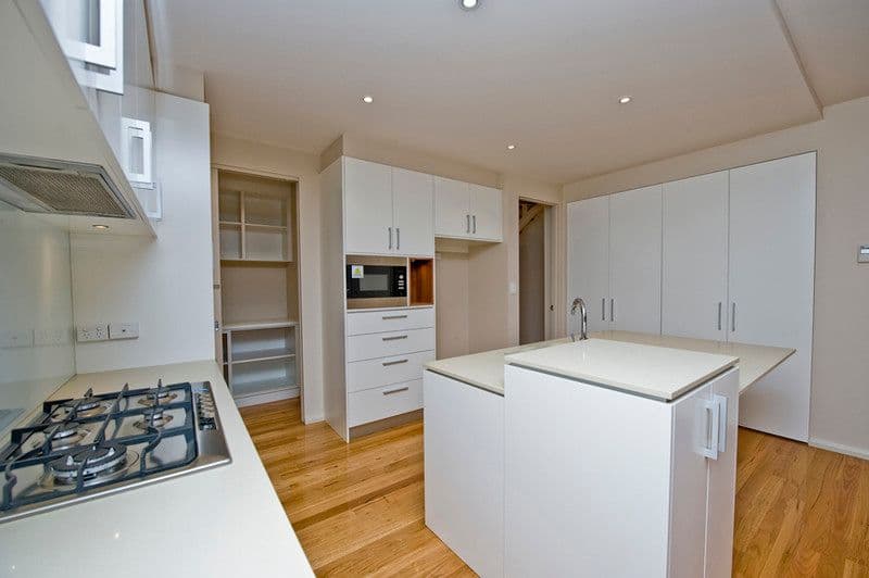 36 Strzelecki Crescent, NARRABUNDAH ACT 2604, Narrabundah - Thumbnail 8