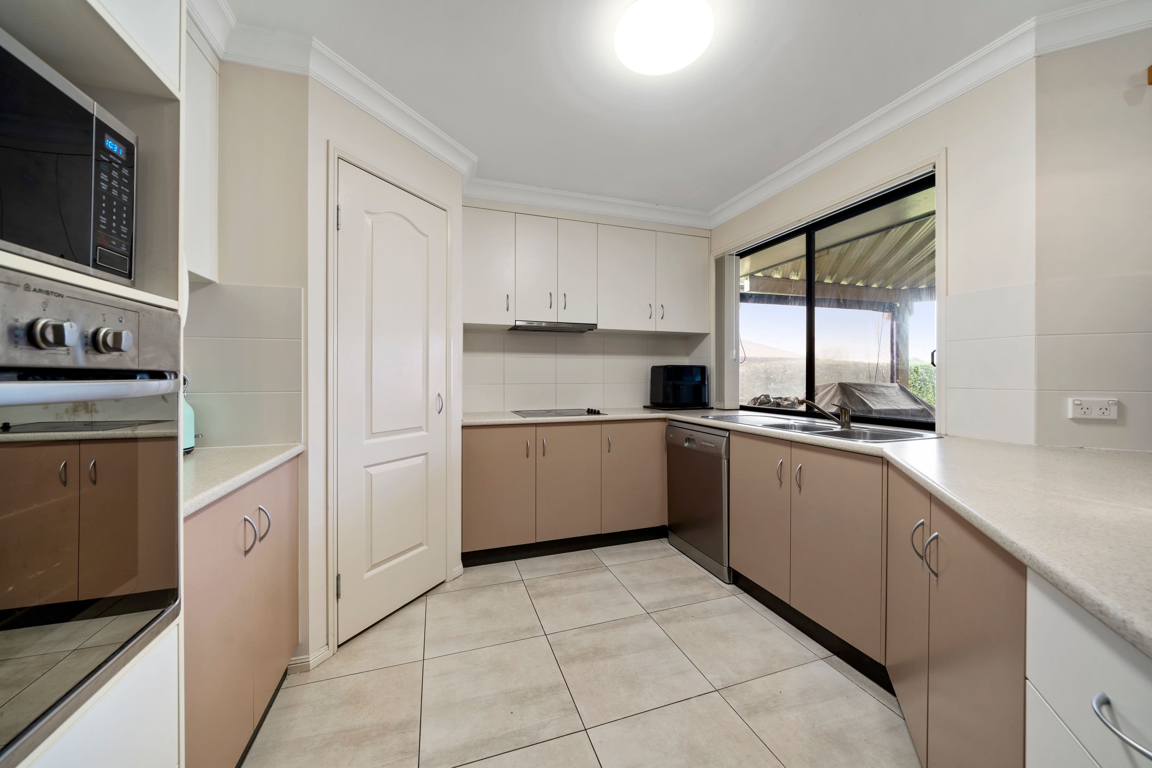 8 Alexia Street, Pittsworth QLD 4356, Pittsworth - Thumbnail 3