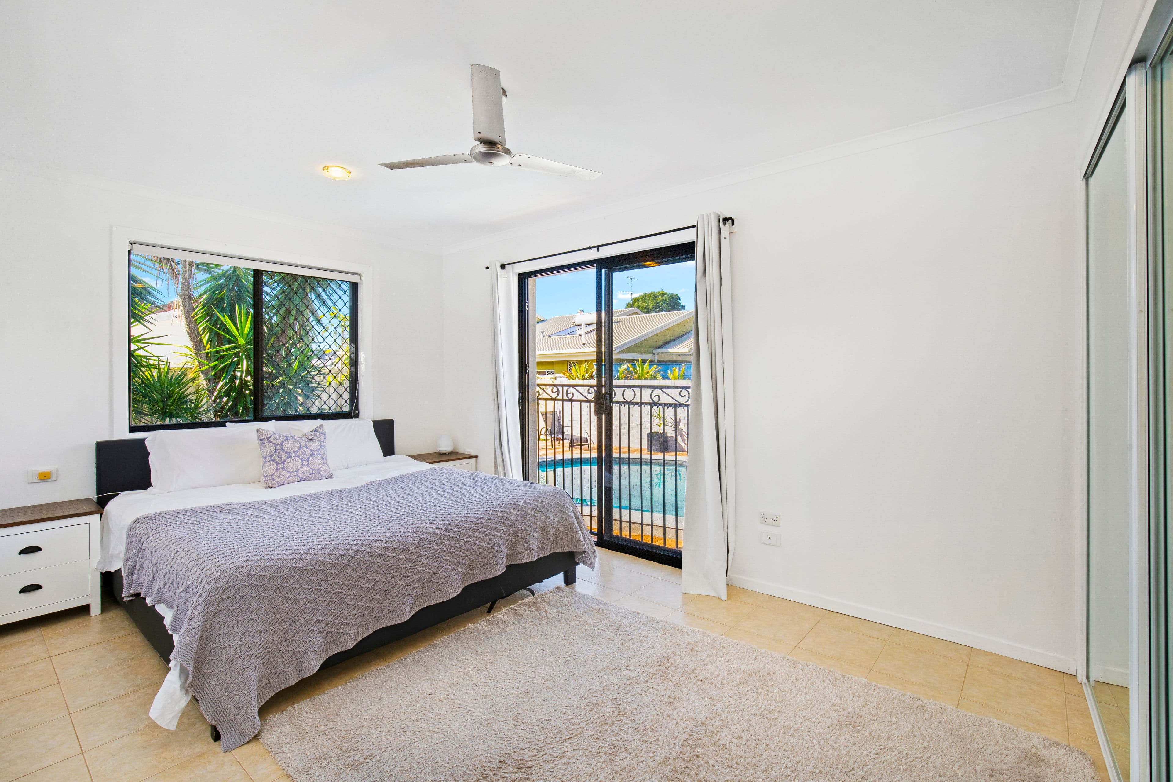 41 Kalimna Drive, Broadbeach Waters QLD 4218, Broadbeach Waters - Thumbnail 6
