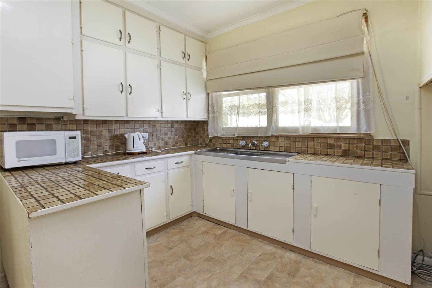 17 Dove Street, NORLANE VIC 3214, Norlane - Thumbnail 2